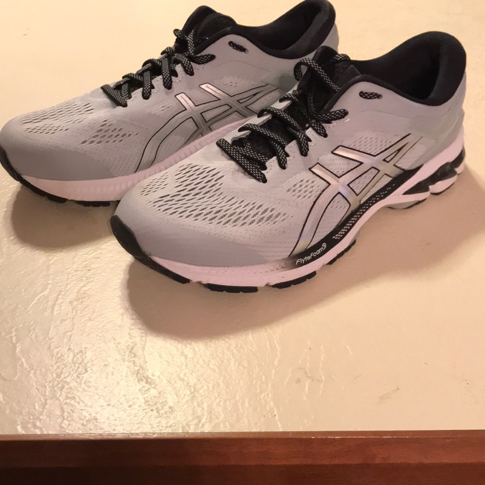 Asics Gel Kayano 26 Men’s Size 10